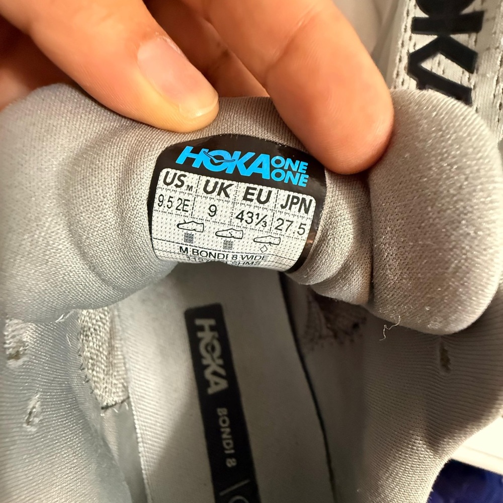 Hoka bondi 8 Gray Running Shoes - Picture 6 of 6